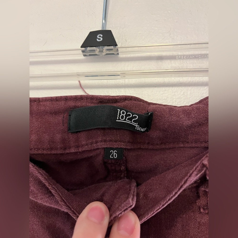 1882 Denim Lisbon Burgundy Skinny Jeans - Size 26 - Picture 4 of 6